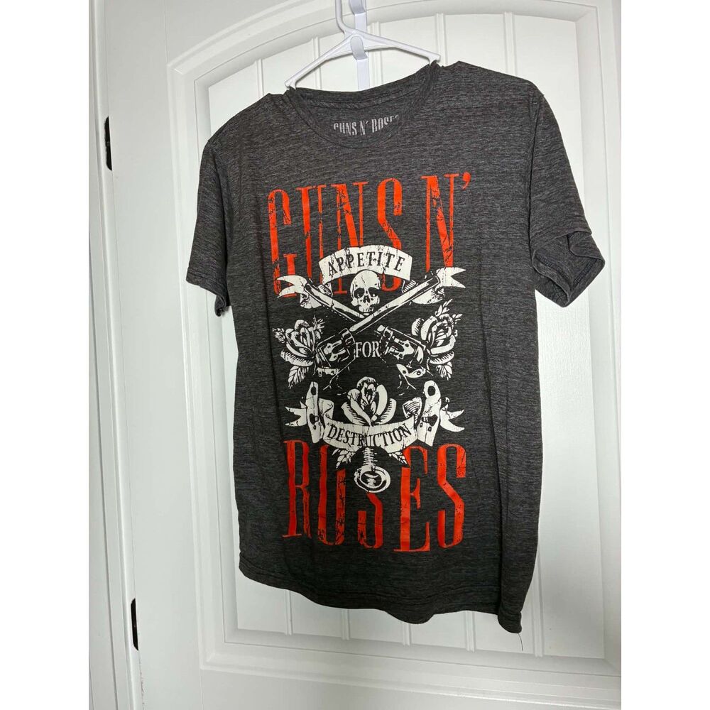 Guns and Roses TShirt-Unisex Medium Graphics